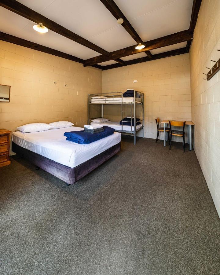 Mt Aspiring Holiday Park Wanaka Ruang foto