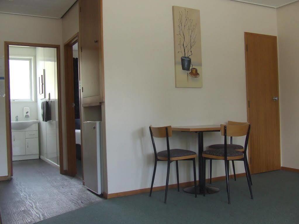 Mt Aspiring Holiday Park Hotel Wanaka Bagian luar foto