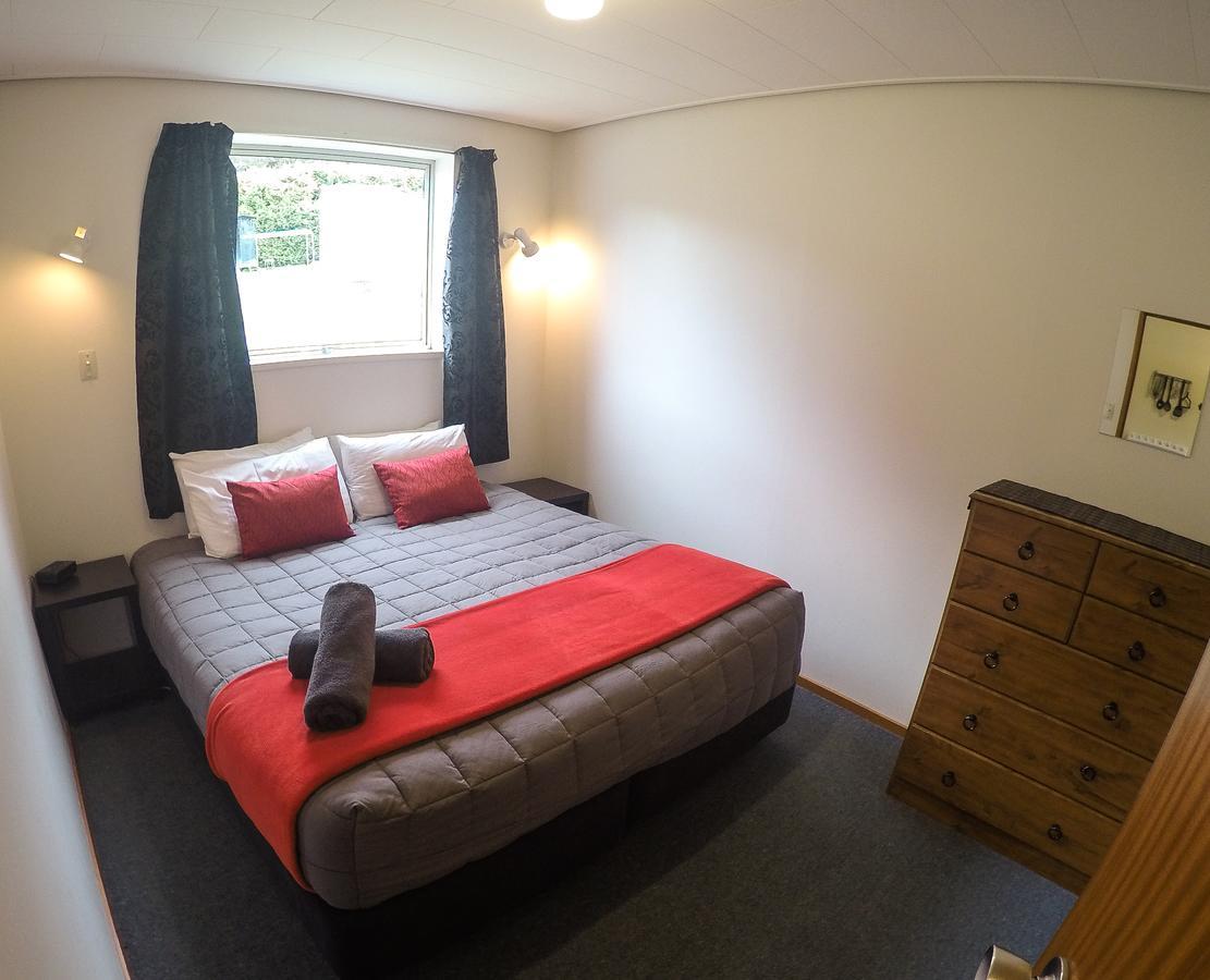 Mt Aspiring Holiday Park Hotel Wanaka Bagian luar foto