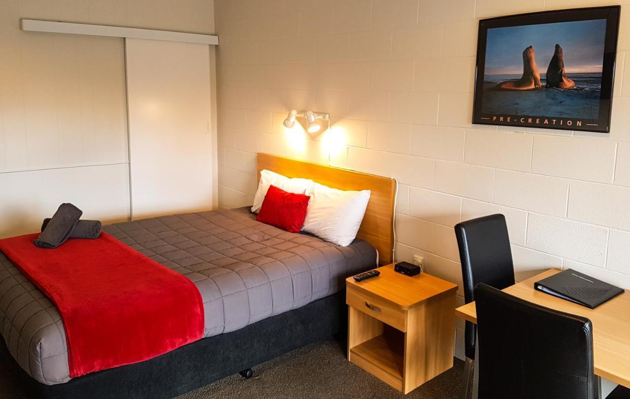 Mt Aspiring Holiday Park Hotel Wanaka Bagian luar foto