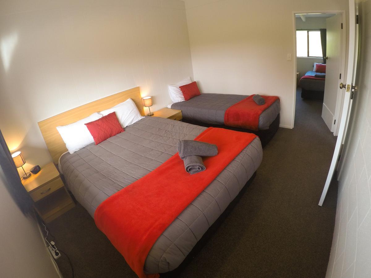 Mt Aspiring Holiday Park Hotel Wanaka Bagian luar foto